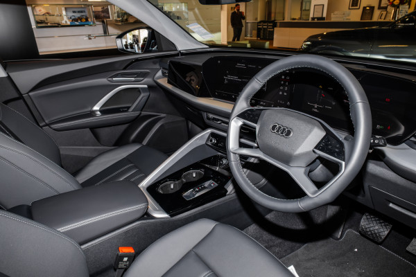 2025 Audi Q5 GU TFSI 150kW SUV image 6