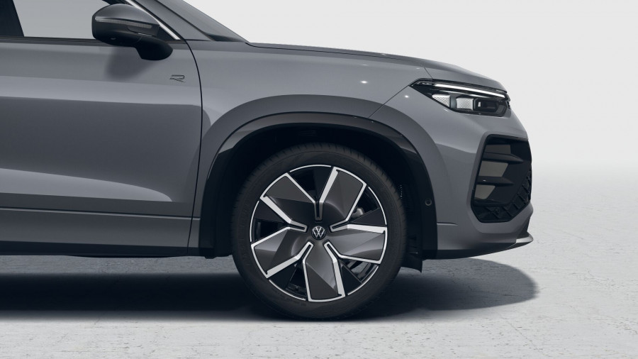 2026 Volkswagen Tayron R4 195TSI R-Line SUV Image 5