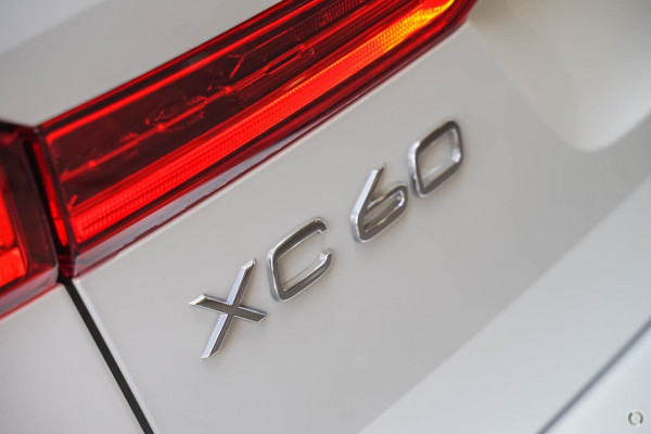 2020 MY21 Volvo XC60 UZ D4 Momentum Suv
