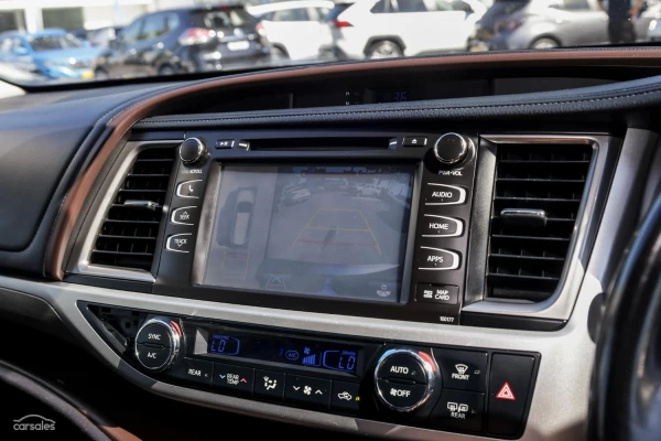 2018 Toyota Kluger GSU50R Grande SUV Image 16