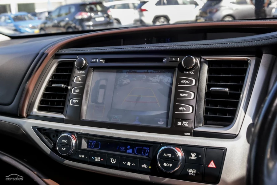 2018 Toyota Kluger GSU50R Grande SUV Image 16