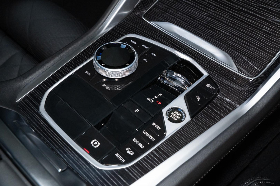 2026 BMW X6 G06 LCI M60i SUV