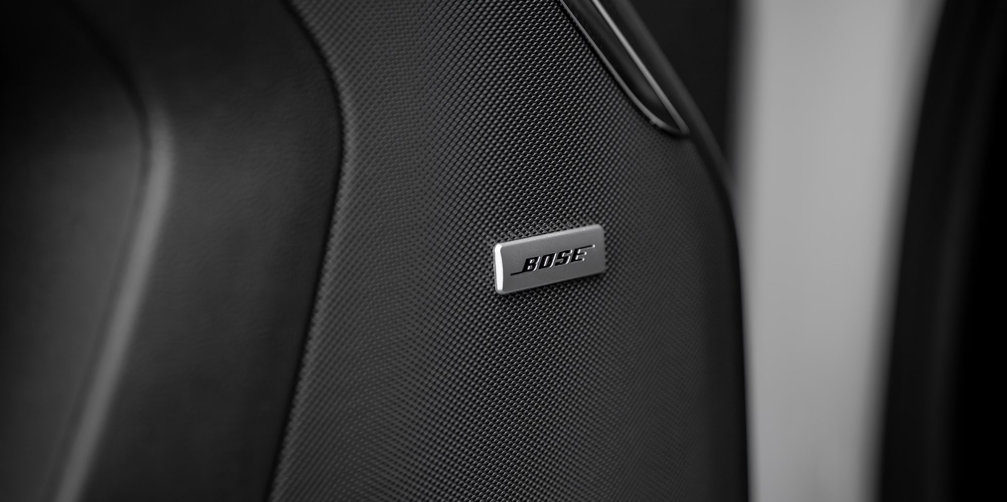 PREMIUM BOSE SYSTEM  Image