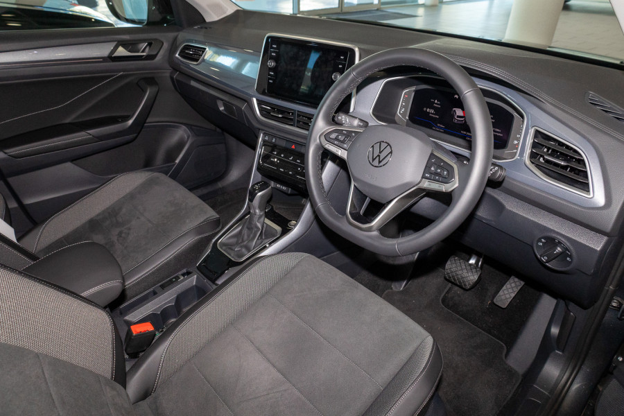 2025 Volkswagen T-Roc D11 110TSI Style SUV Image 7