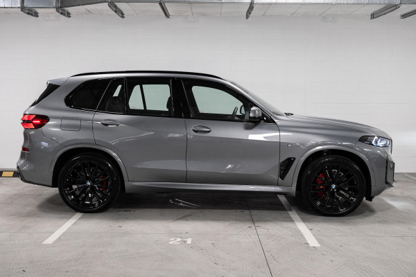 2026 BMW X5 G05 LCI xDrive40i M Sport SUV image 5