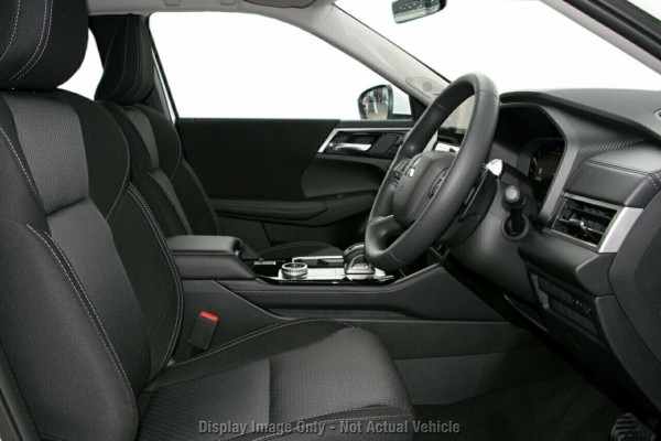 2026 MY25 Mitsubishi Outlander ZM ES SUV Image 7