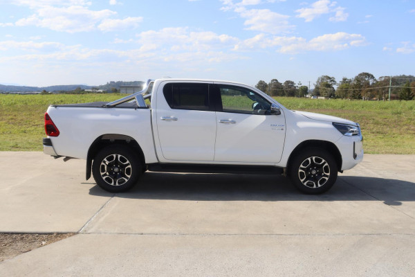 2023 Toyota Hilux GUN126R SR5 Ute Image 2