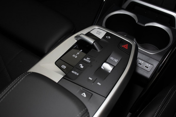 2024 BMW iX2 U10 eDrive20 M Sport SUV image 14
