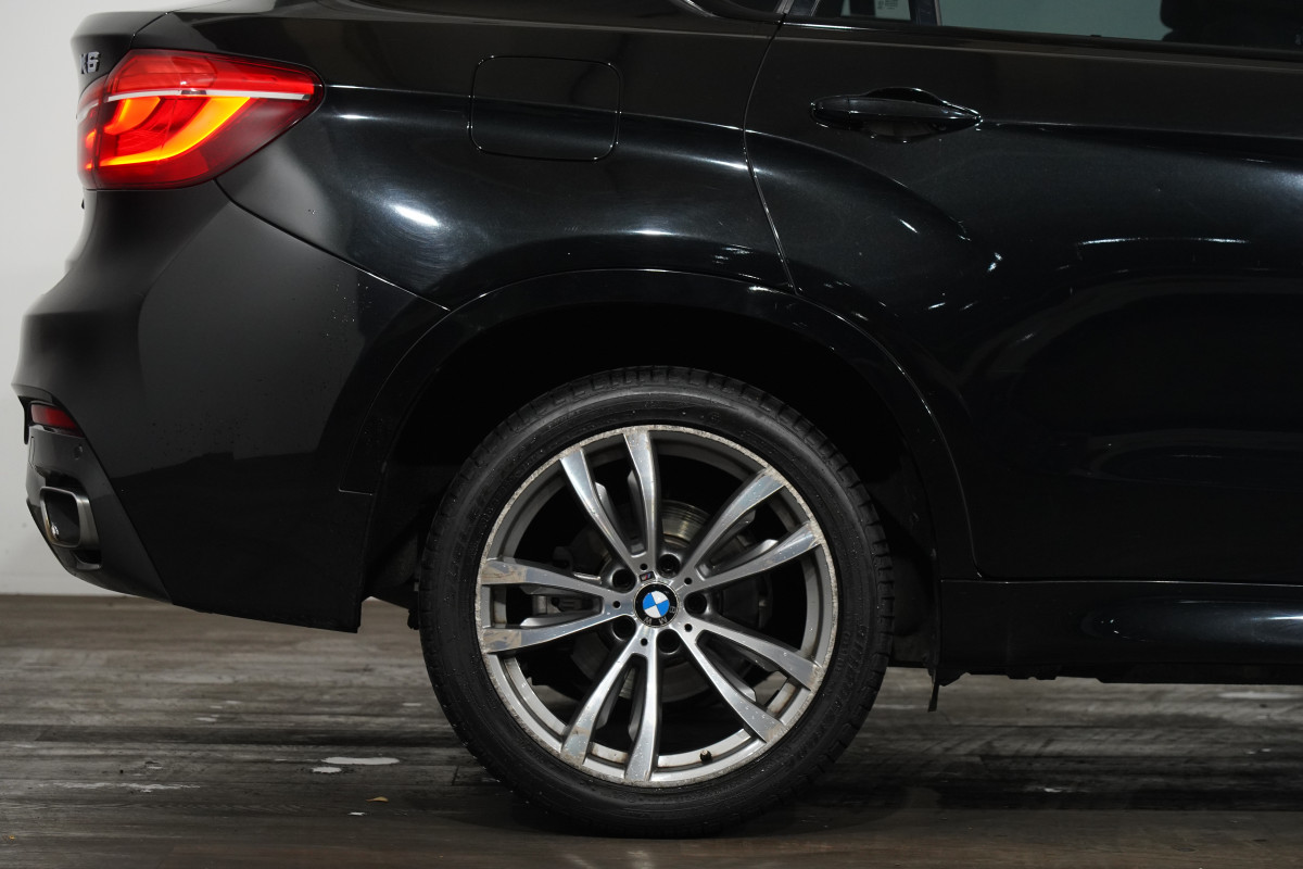 2016 BMW X6 Xdrive30d Coupe Image 6