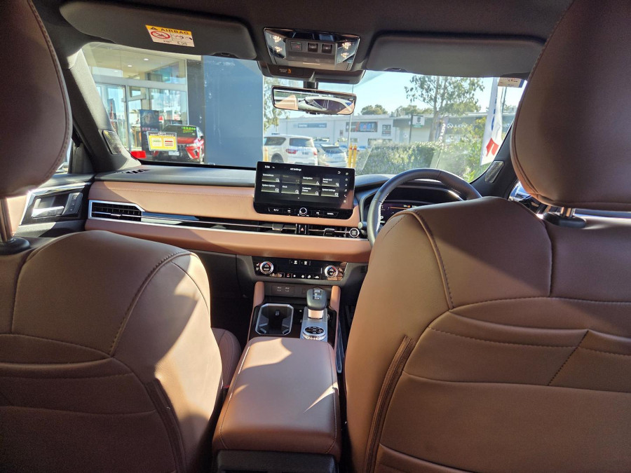 2025 Mitsubishi Outlander ZM Exceed Tourer SUV Image 11