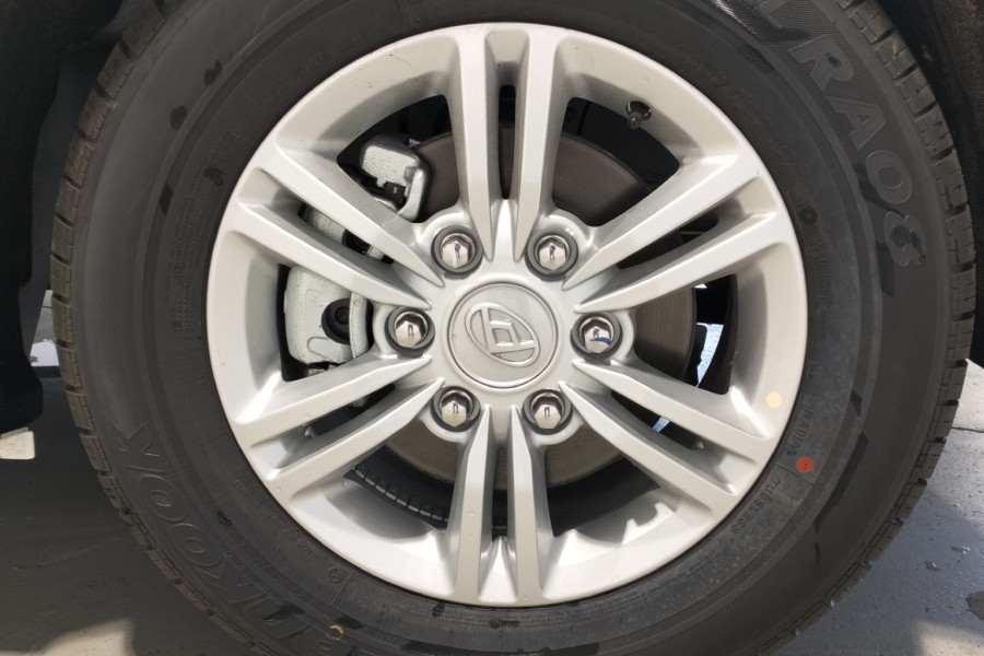 2024 LDV G10 SV7C + Van Image 38