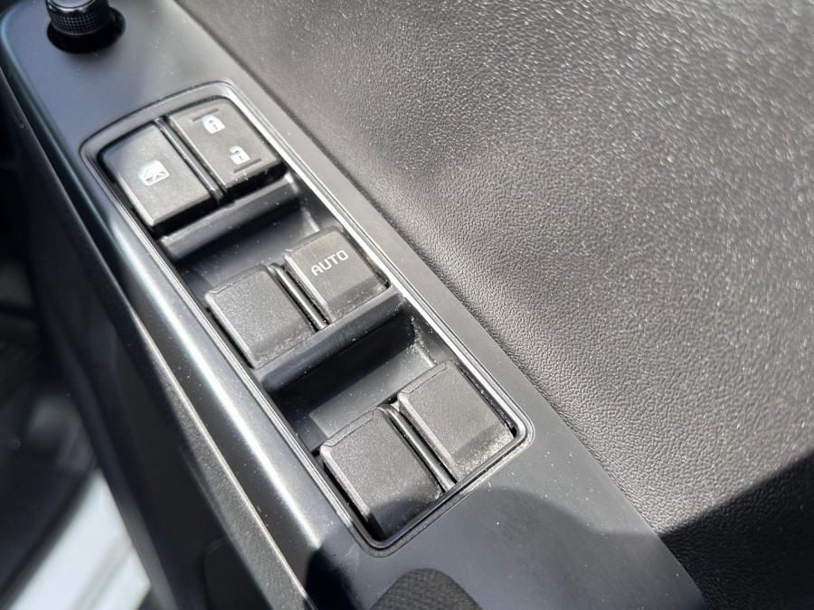 2023 Isuzu D-MAX RG SX Cab Chassis Image 10