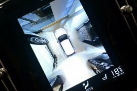 2018 MY19 Volvo XC40 T4 Momentum Suv