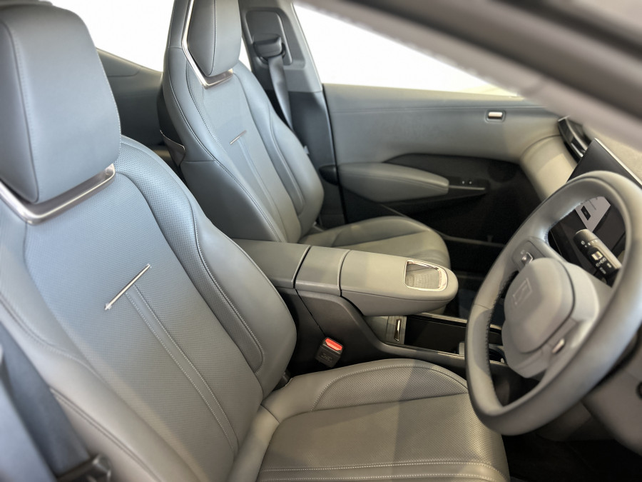 2024 Zeekr X BXE RWD SUV Image 9