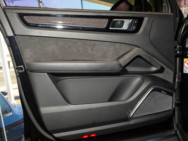 2022 Porsche Cayenne Turbo GT Coupe image 25