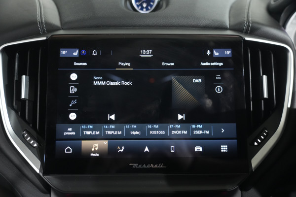 2021 Maserati Ghibli Sedan image 21
