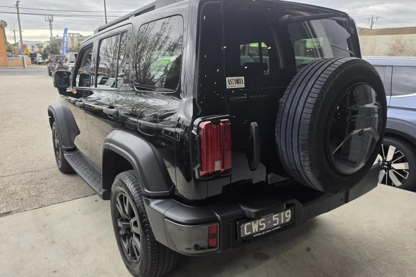 2023 GWM Tank 300 P01 Ultra SUV Image 6
