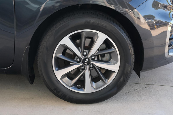 2019 Kia Carnival YP Platinum Van Image 6