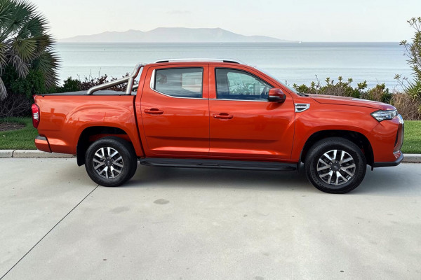 2022 MY23 LDV T60 SK8C Max PRO Ute Image 2