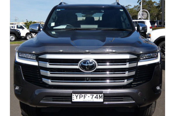 2021 Toyota LandCruiser FJA300R LC300 SAHARA 4X4 SUV
