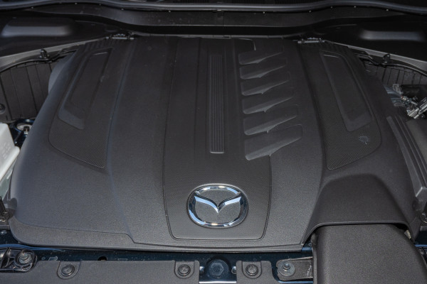 2025 Mazda CX-80 KL D50e Touring SUV Image 18