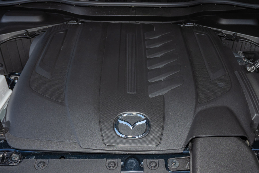 2025 Mazda CX-80 KL D50e Touring SUV Image 18