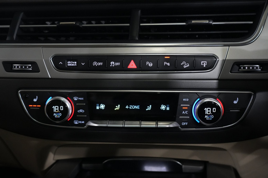2016 Audi Q7 4M TDI SUV Image 17