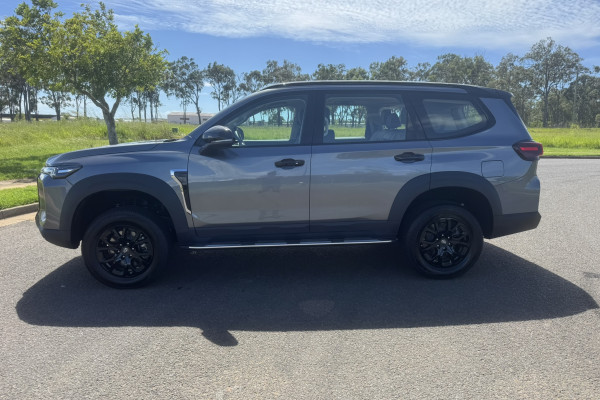 2026 MY25 LDV D90 Mode Wagon Image 6