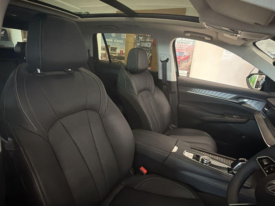 2025 MG QS IS31 Essence SUV Image 30