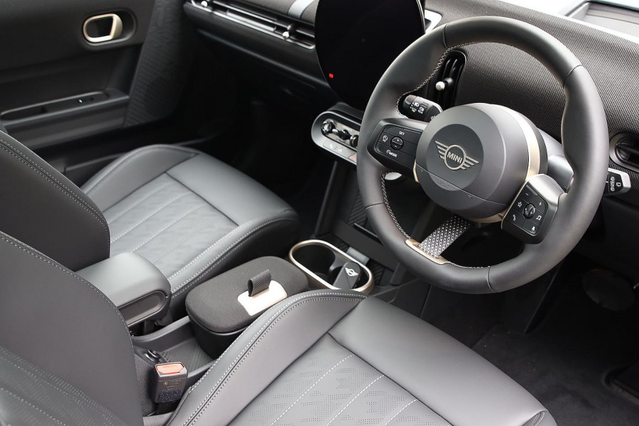 2026 MINI Cooper F66 C Favoured Hatch