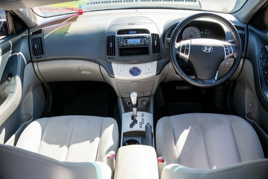 2008 Hyundai Elantra HD SLX Sedan Image 14