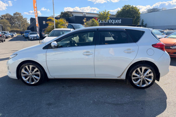 2014 Toyota Corolla ZRE182R Levin ZR Hatch Image 9