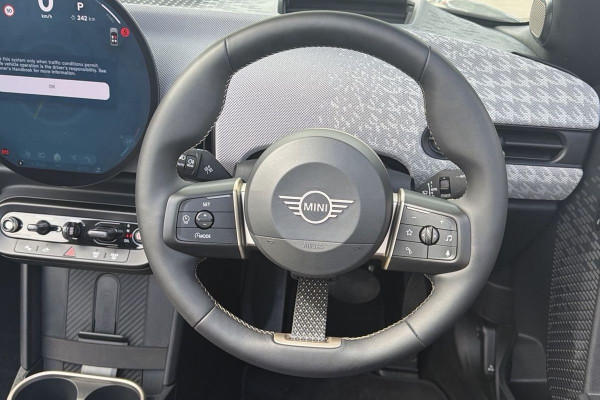 2025 MINI Cooper F67 C Classic Convertible Image 13