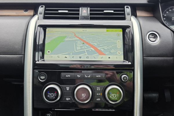 2018 Land Rover Discovery Series 5 HSE Luxury SUV Image 14