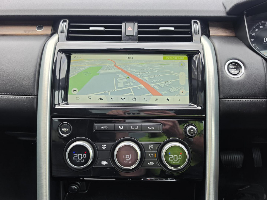 2018 Land Rover Discovery Series 5 HSE Luxury SUV Image 14