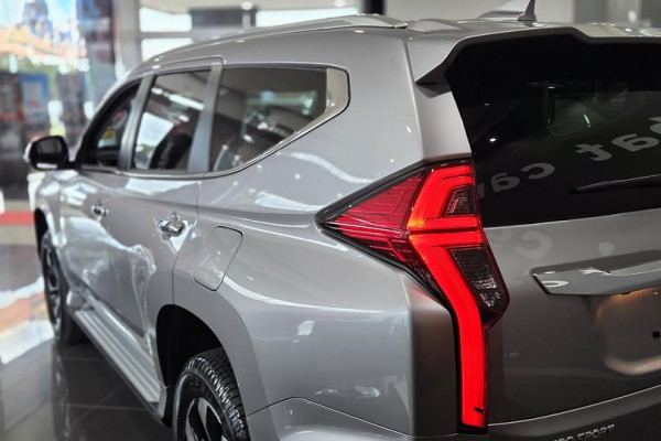 2025 Mitsubishi Pajero Sport QG GLS SUV Image 4