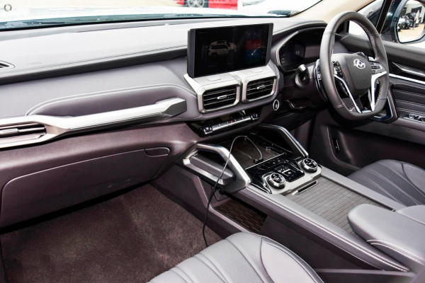 2026 MY25 LDV D90 SV9A Executive SUV Image 7