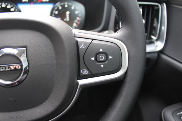 2019 MY20 Volvo V60 F-Series T5 Momentum Wagon