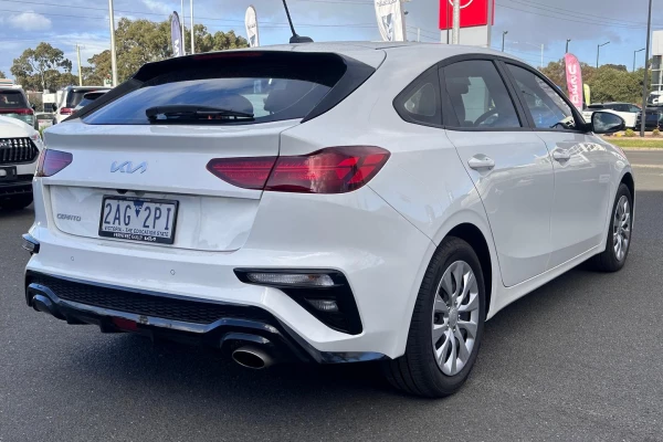 2024 Kia Cerato BD S Hatch Image 9