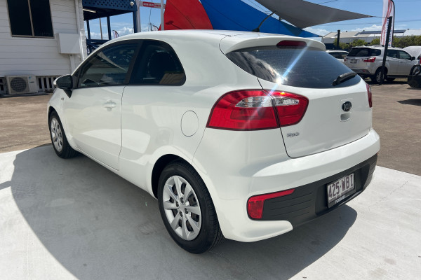 2015 Kia Rio UB S Hatch Image 6