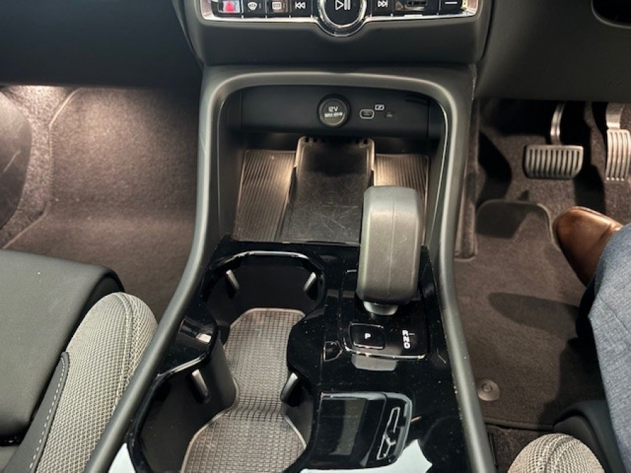 2025 MY26 Volvo EX40  Ultra Single Motor Extended Range SUV Image 15