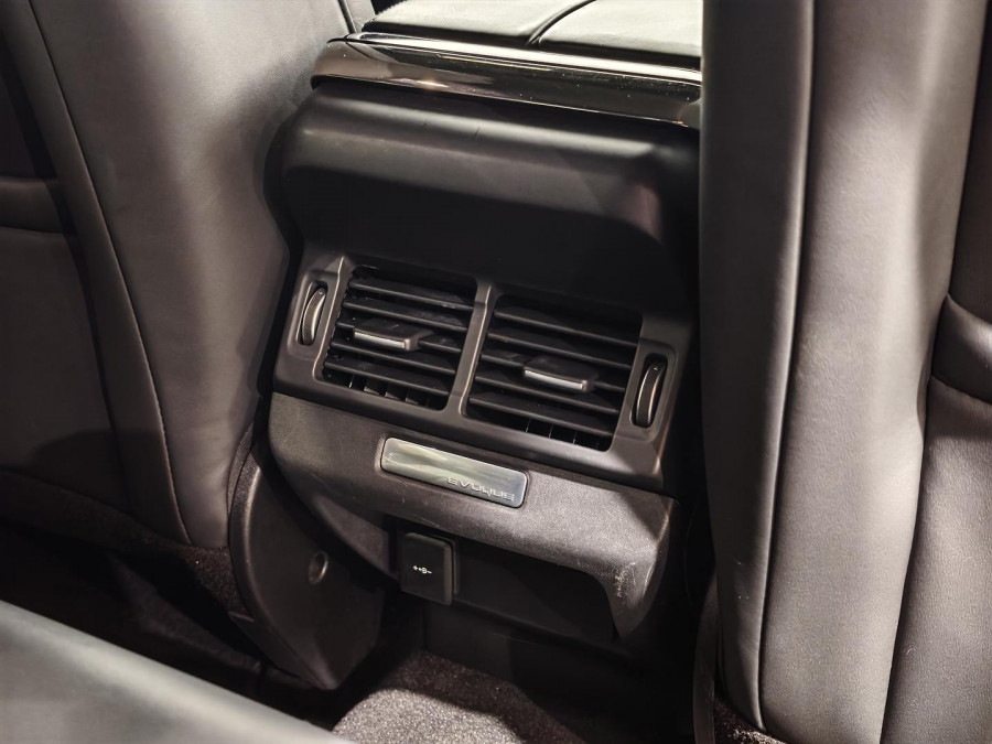 2022 MY23 Land Rover Range Rover Evoque L551 R-Dynamic HSE SUV Image 19