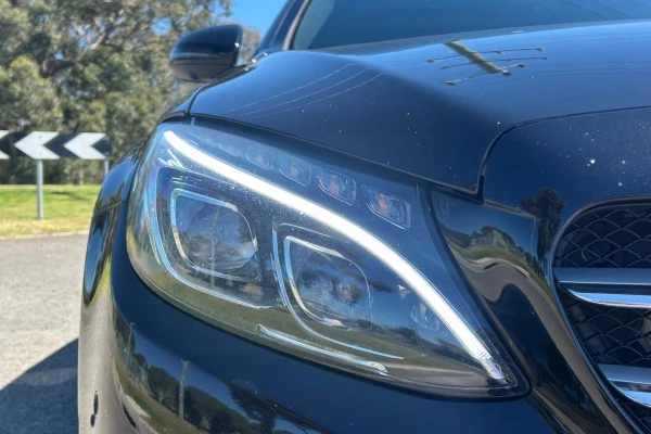 2017 Mercedes-Benz C-Class W205 C220 CDI Sports Sedan Image 2