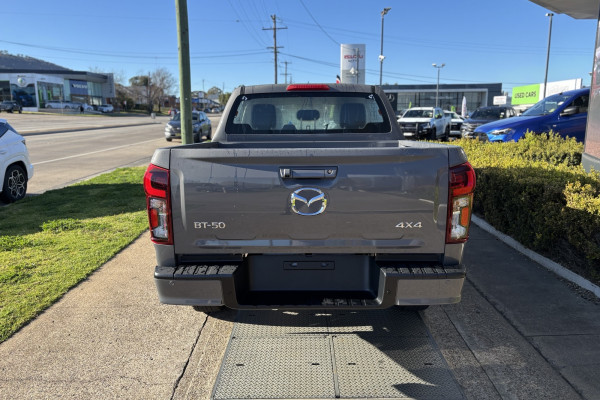 2026 Mazda BT-50 TF XT Ute Image 4