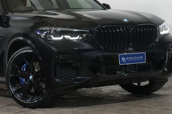 2022 BMW X5 xDrive30d SUV Image 2