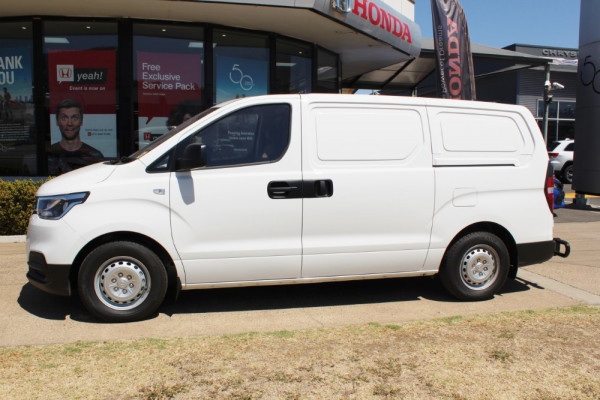 2019 Hyundai iLoad TQ4 Van Van Image 3