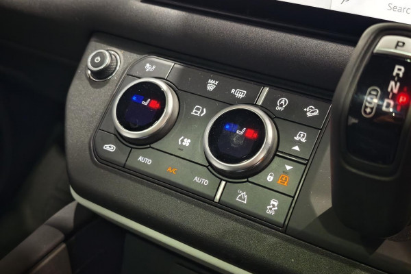 2022 MY23.5 Land Rover Defender L663 110 D300 SE SUV Image 21