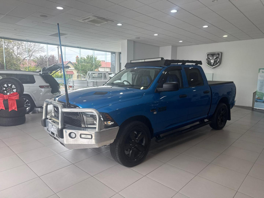 2022 Ram 1500 DS Express Ute Image 2