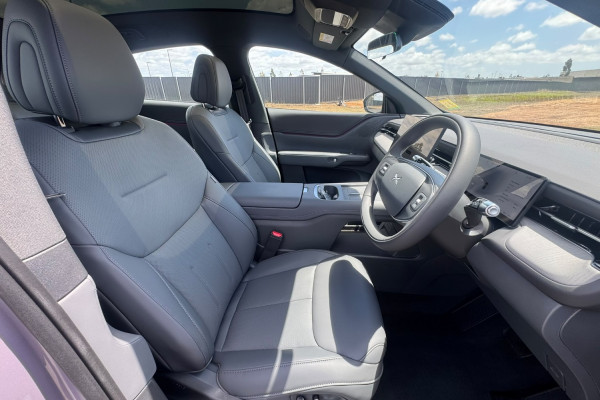 2026 XPeng G6  Standard Range SUV Image 11