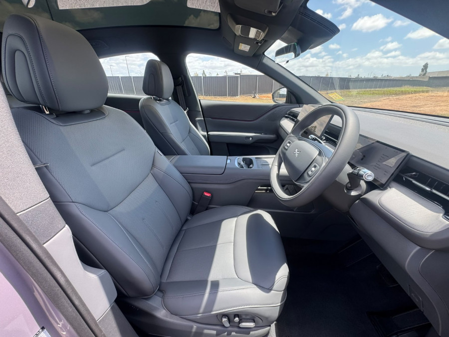 2026 XPeng G6  Standard Range SUV Image 11
